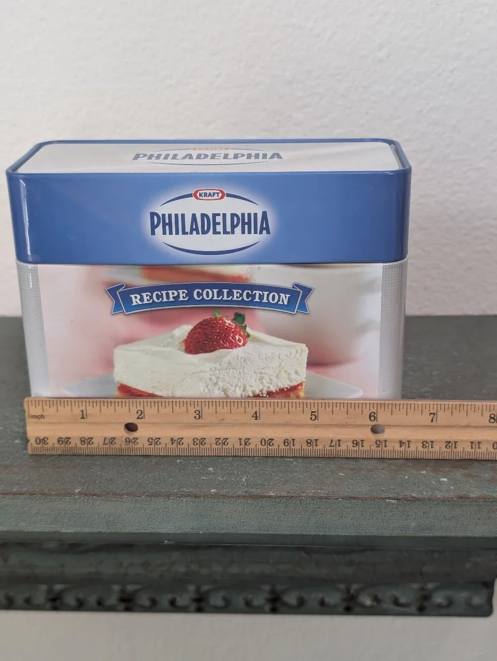Philadelphia Cream Cheese Tin Box with Recipe Card Collection Collectible